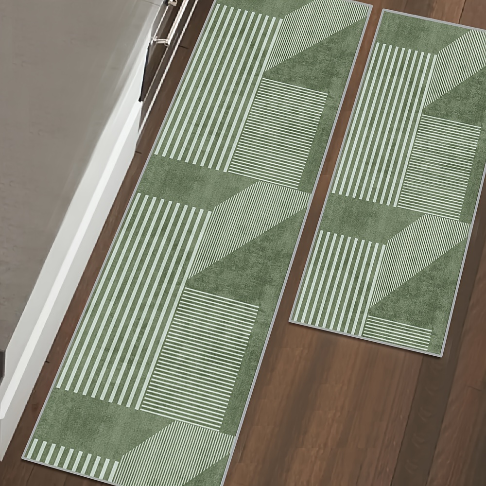 Kitchen Gadgets Green - Dywanik kuchenny VIKAMA w paski, zielony,