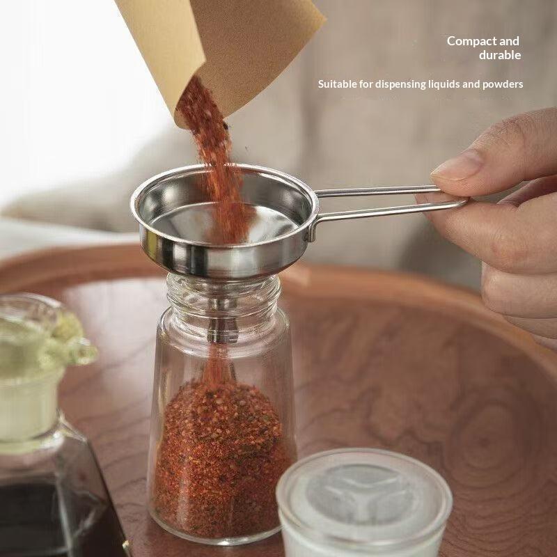 Lejek ze stali nierdzewnej z u – Kitchen Gadgets Small recenzja i cena
